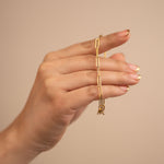 Zyna │ Dainty Paperclip Bracelet - Bee & Berry