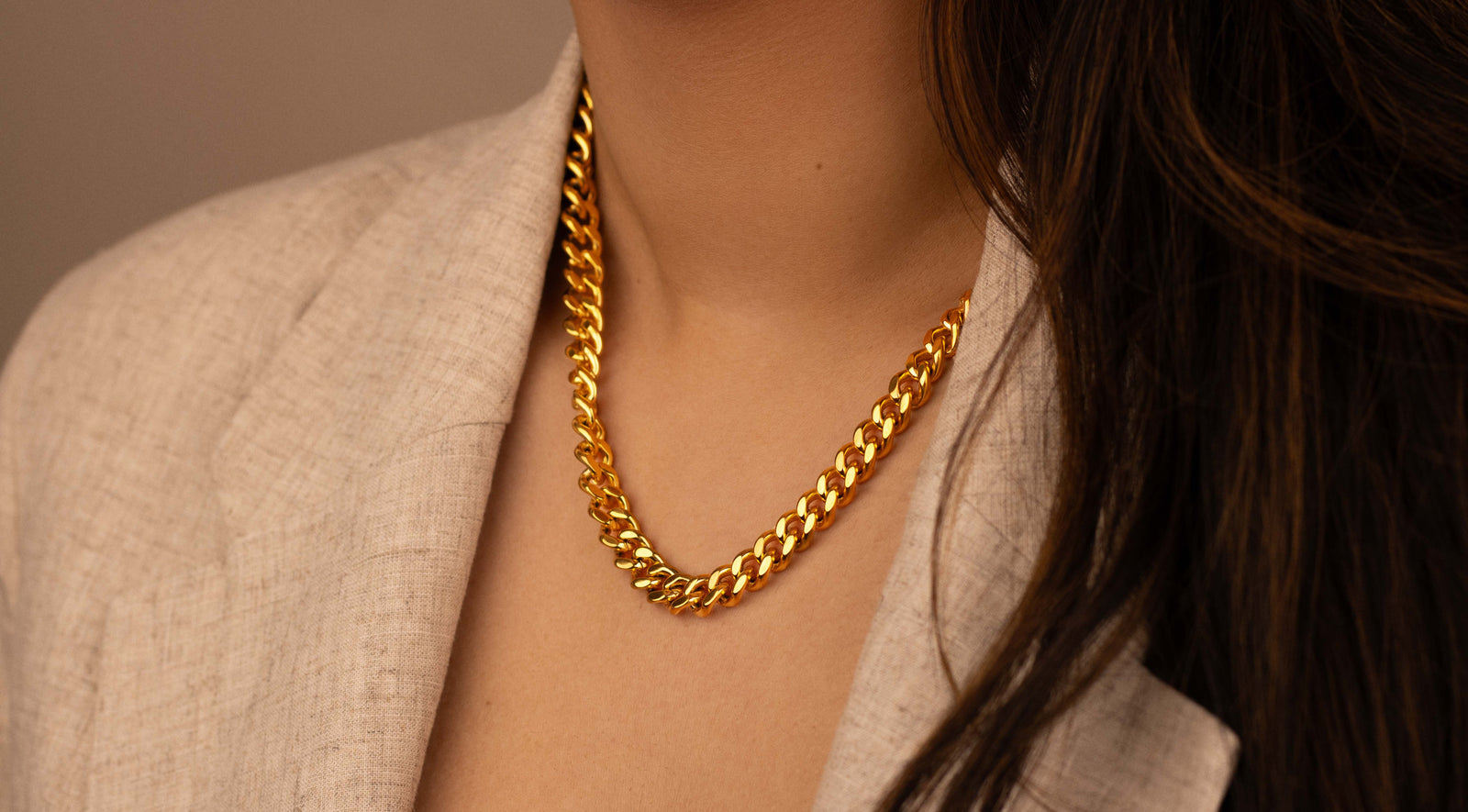 Siri┃Statement Cuban Chain Necklace - Bee & Berry