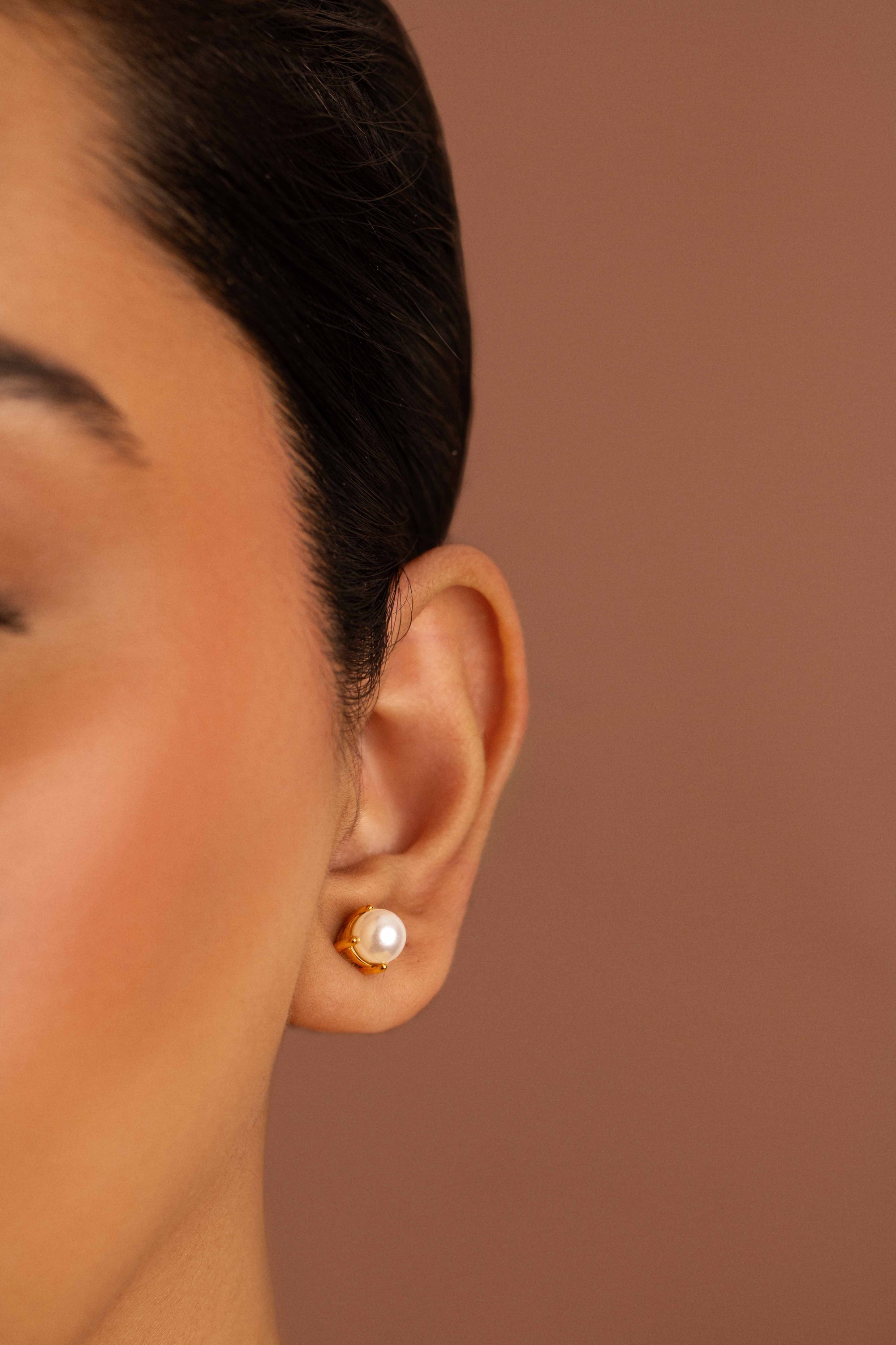 Luna │ Statement Pearl Earrings - Bee & Berry