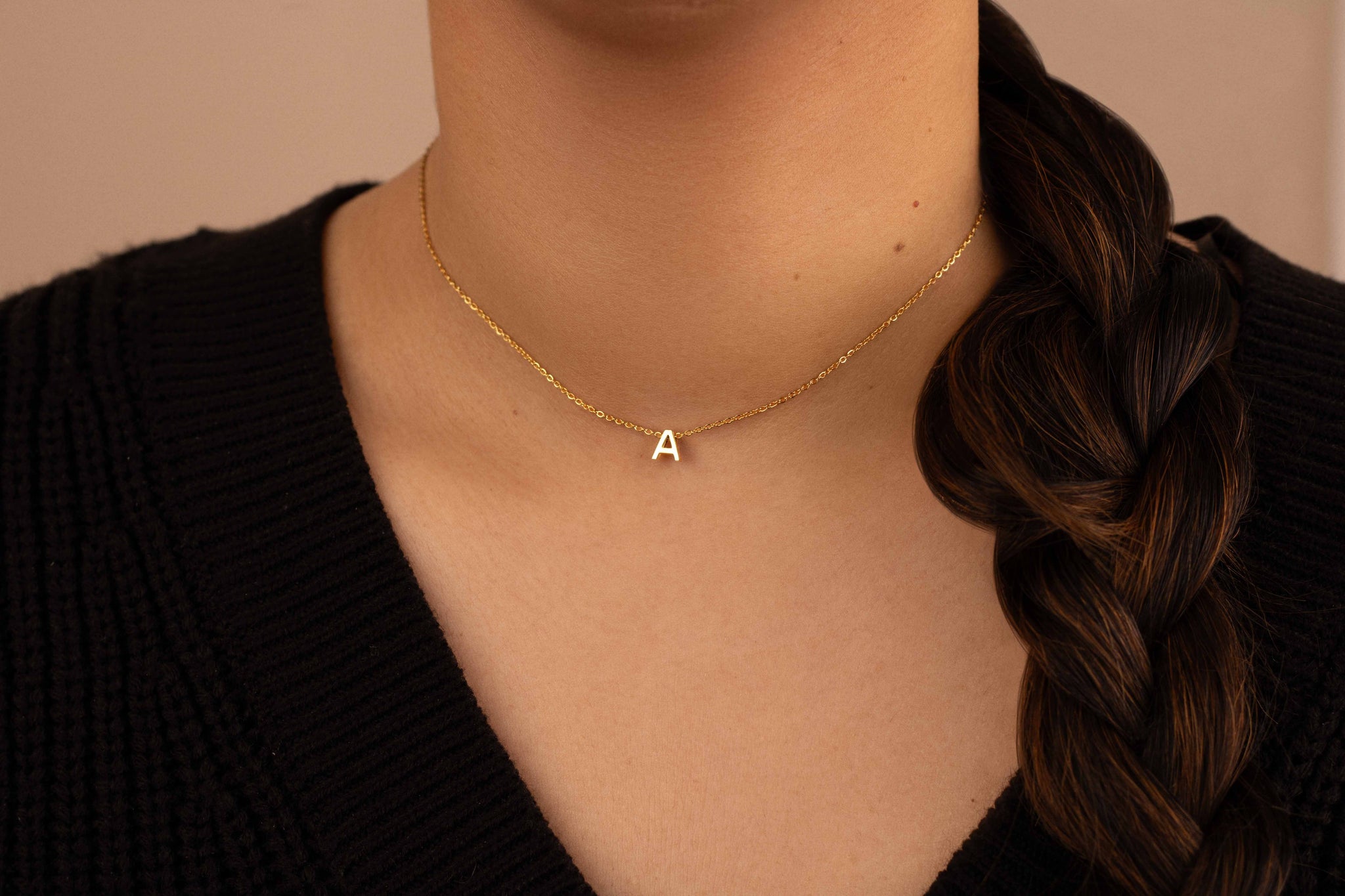 Leah │ Initial Letter Necklace - Bee & Berry